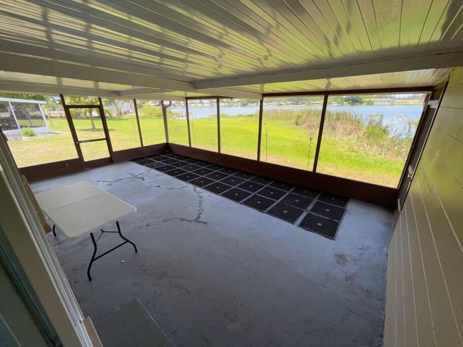 Lakeside Retreat - 3 Bedroom, 2 Bathroom House By The Lake Lakeland Esterno foto