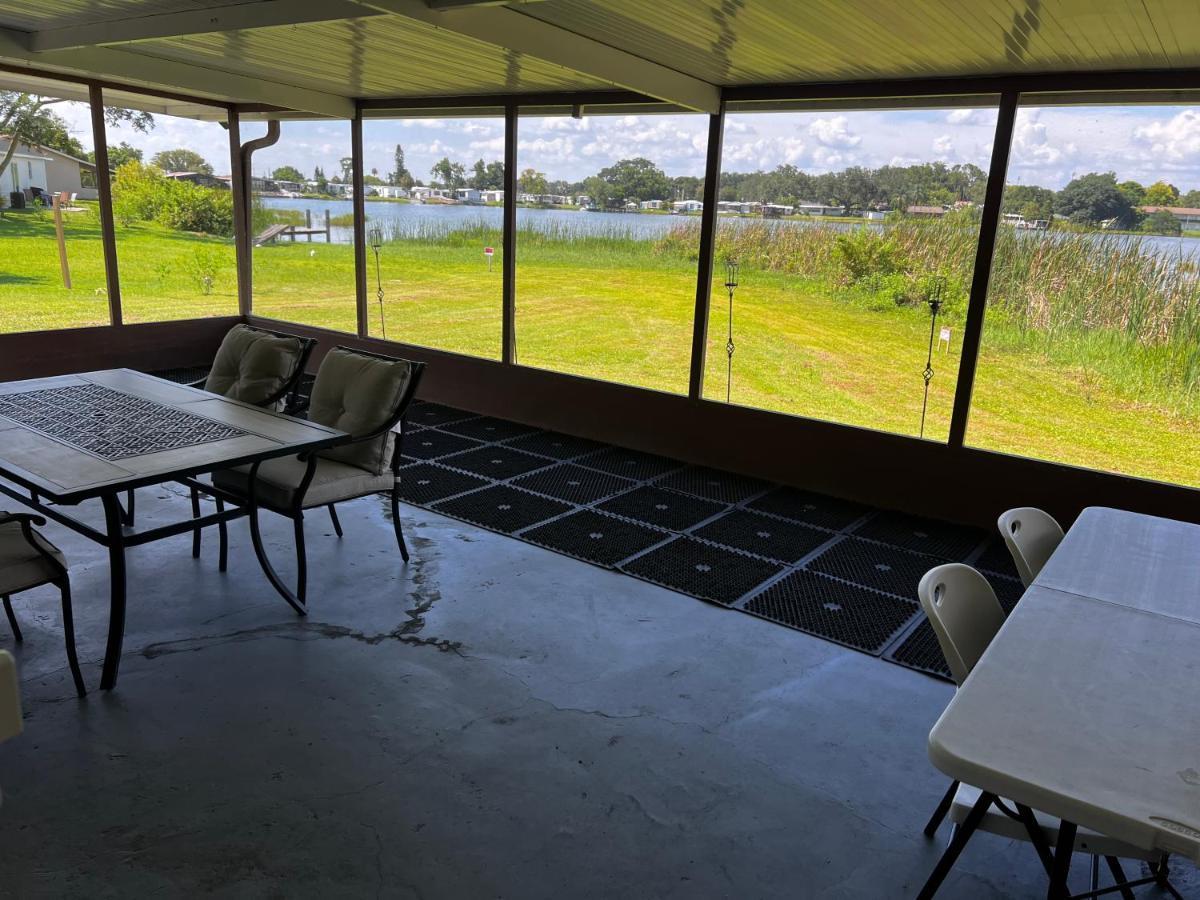 Lakeside Retreat - 3 Bedroom, 2 Bathroom House By The Lake Lakeland Esterno foto